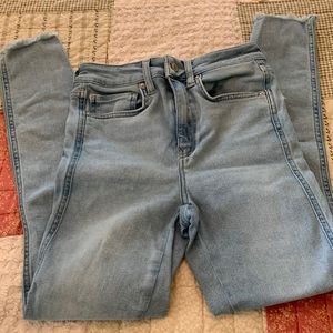Free People Super Skinny Raw Edge Jeggings Jeans size 26 worn once high rise